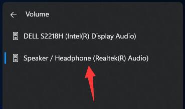 win11连接了蓝牙耳机声音还是外放怎么解决？